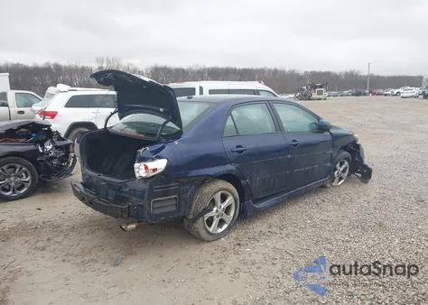 2011 Toyota Corolla S z USA, uszkodzony, nr VIN 2T1BU4EE8BC670719